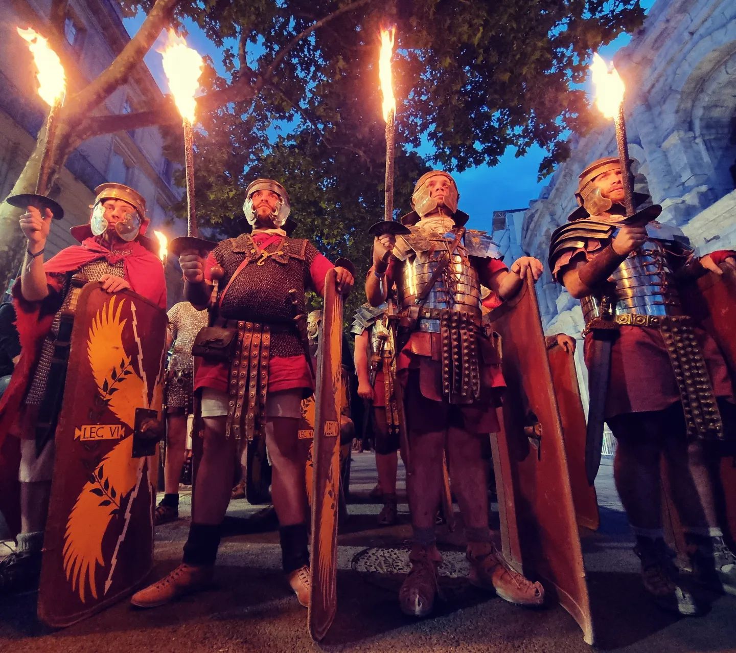 Défilé aux flambeaux lors des journées de l'Empereur: Hadrien et la guerre des Pictes.